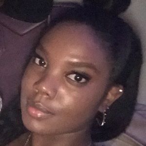 Meet your Posher, Krystal